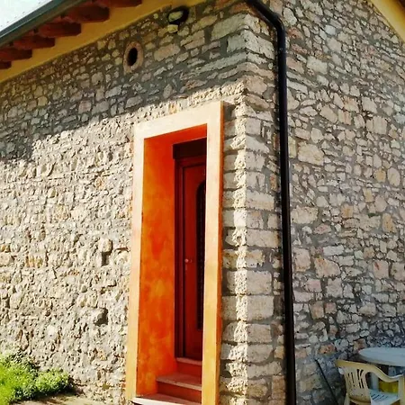 Отель Fienile Ristrutturato 3*